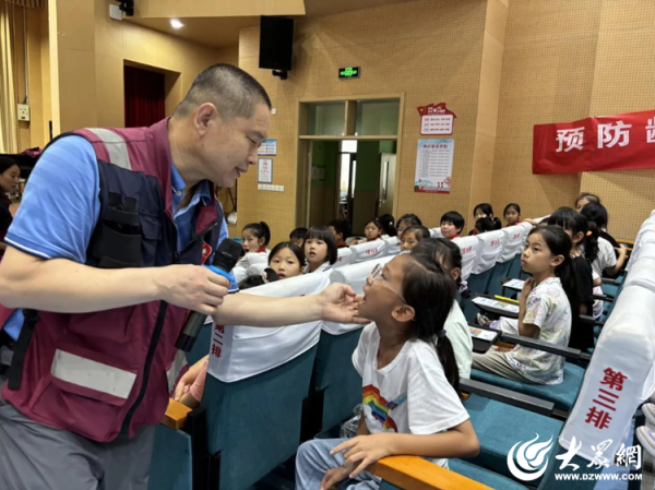 🦄九游下载中心_九游游戏中心官网饱读吹学生们多吃蔬菜、生果-九游下载中心_九游游戏中心官网